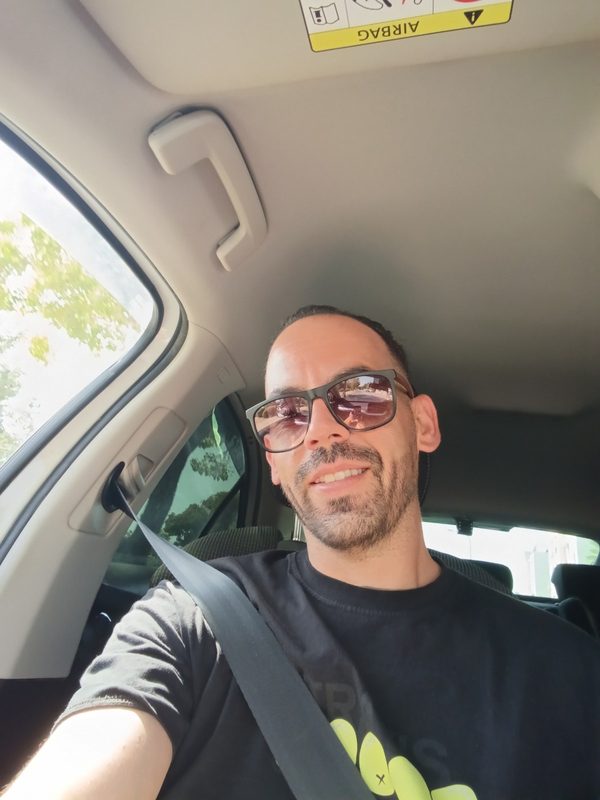 מורה לנהיגה אלון גלעד בהיוגב